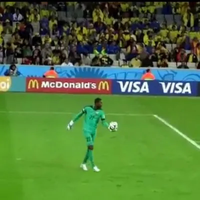 Alexander Domínguez